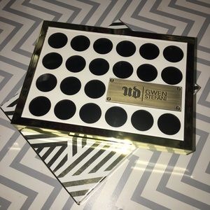Urban Decay x Gwen Stefani Eyeshadow Palette